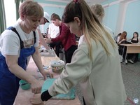 Школьники познакомились с мастерскими и лабораториями