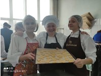 Школьники получают азы разных профессий