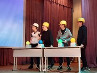 «Отпетые монтажники» победили в турнире «Игры разума»