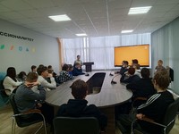 КЛАССНЫЙ ЧАС «ЗНАКОМСТВО С ПРОФЕССИОНАЛИТЕТОМ»