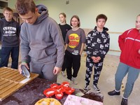 УРОКИ ТЕХНОЛОГИИ: ПРАКТИЧЕСКИЕ НАВЫКИ