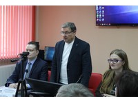 КРУГЛЫЙ СТОЛ