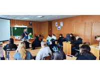 «ЛЕНТА» ОТКРЫВАЕТ ДВЕРИ